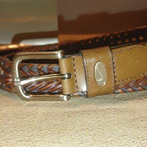 Nike Leather  Belt Size 42 Genuine Bonded Brown Braided Silvertone Buckle 1 inch